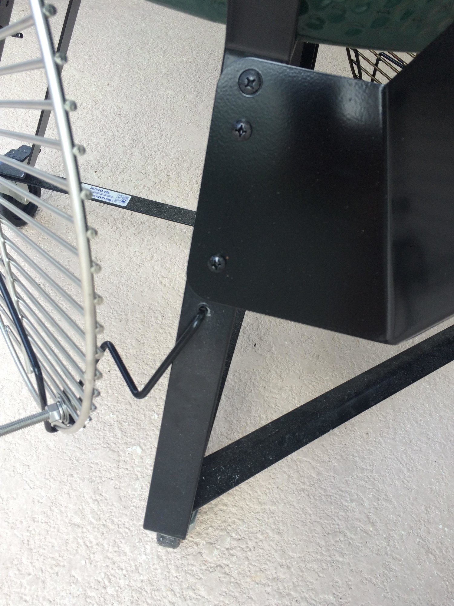 Grate Racks side mounted with Nest Handler — Big Green Egg Forum