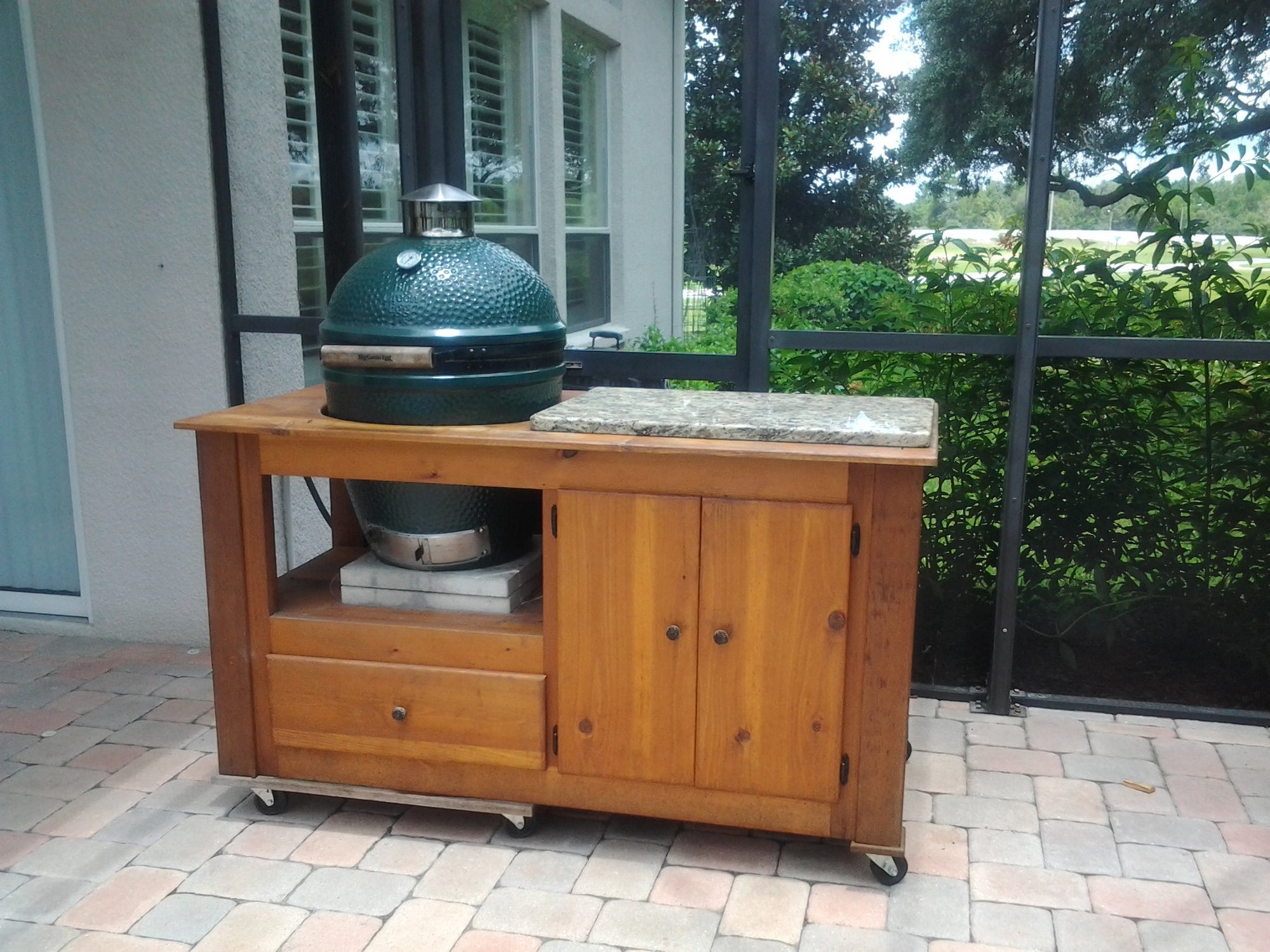 Large Green Egg And Custom Table For Sale Tampa Florida