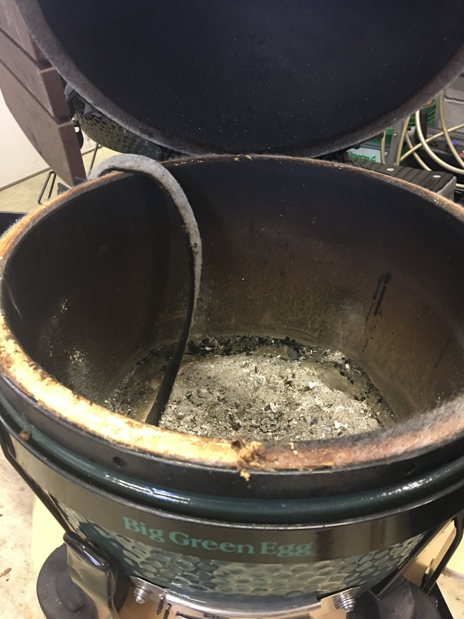 Replacing the Gaskets on the XL and MM — Big Green Egg Forum