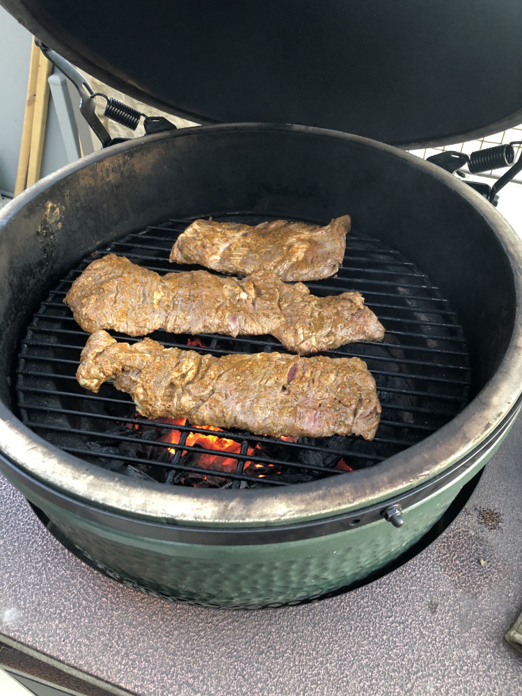 fajitas big green egg