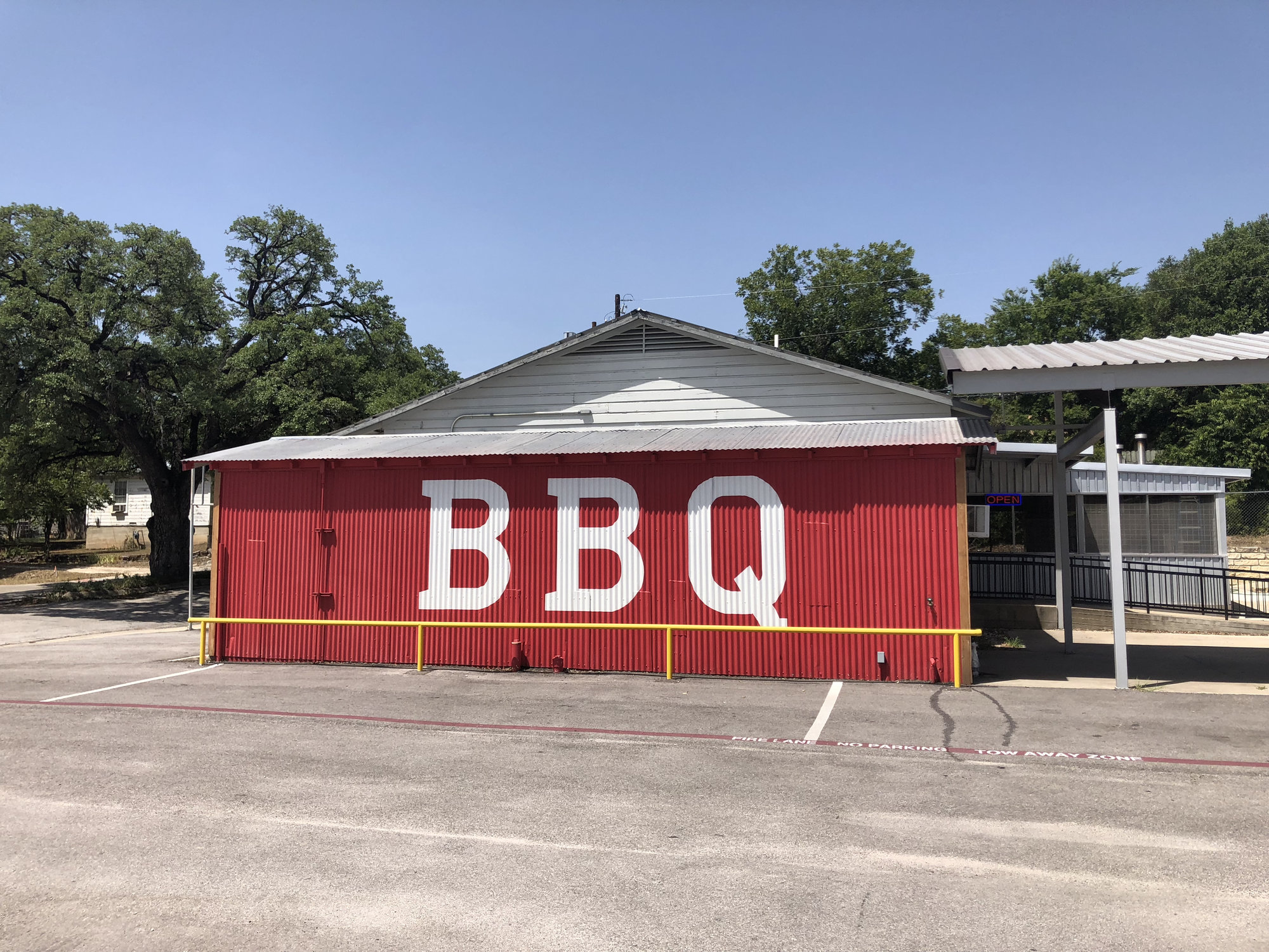 Momma Jean's BBQ, Lampasas, TX — Big Green Egg Forum