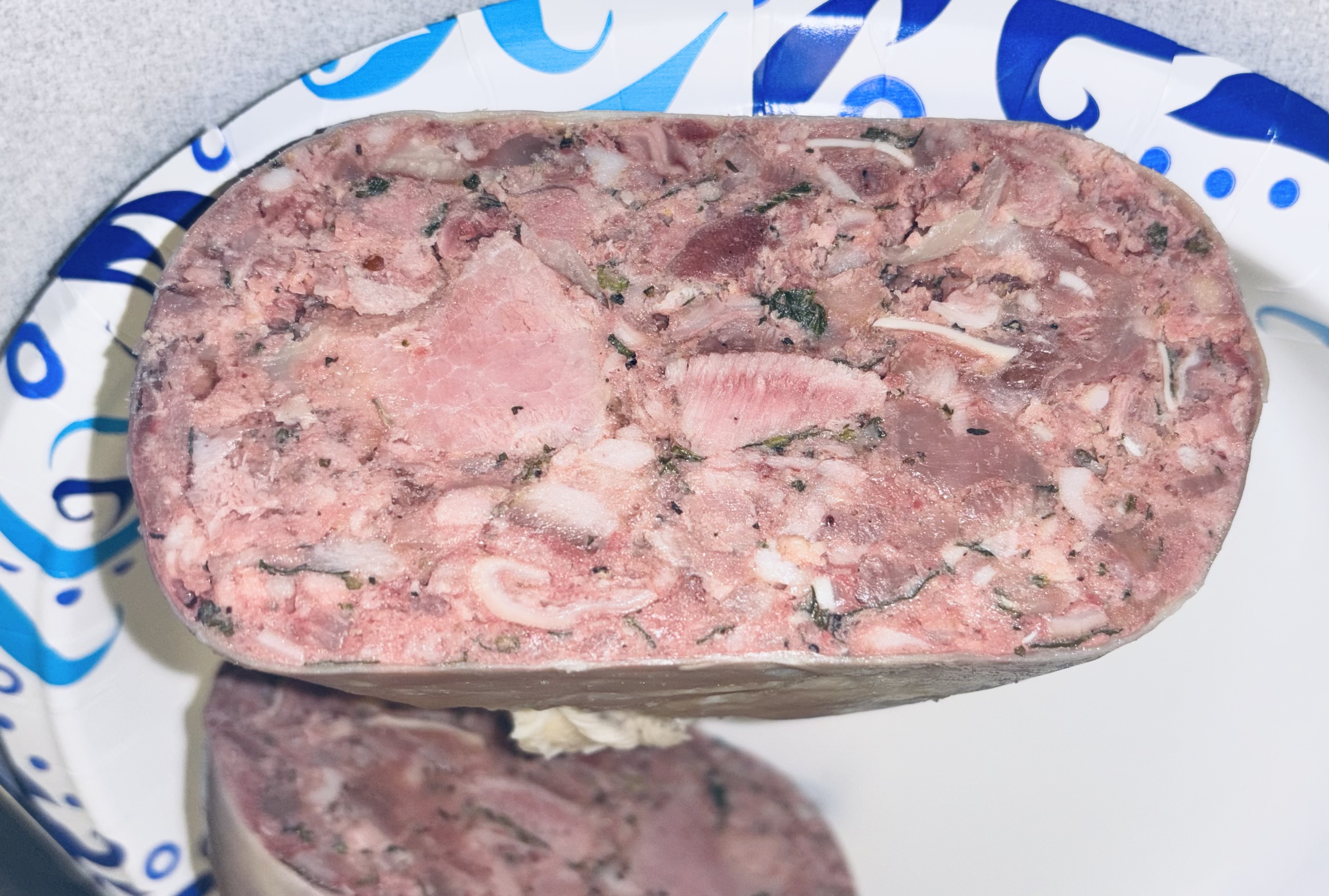 Image: https://us.v-cdn.net/5017260/uploads/editor/rj/wby068hoito1.jpeg