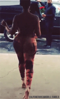 rwx6ygh7xhh5.gif