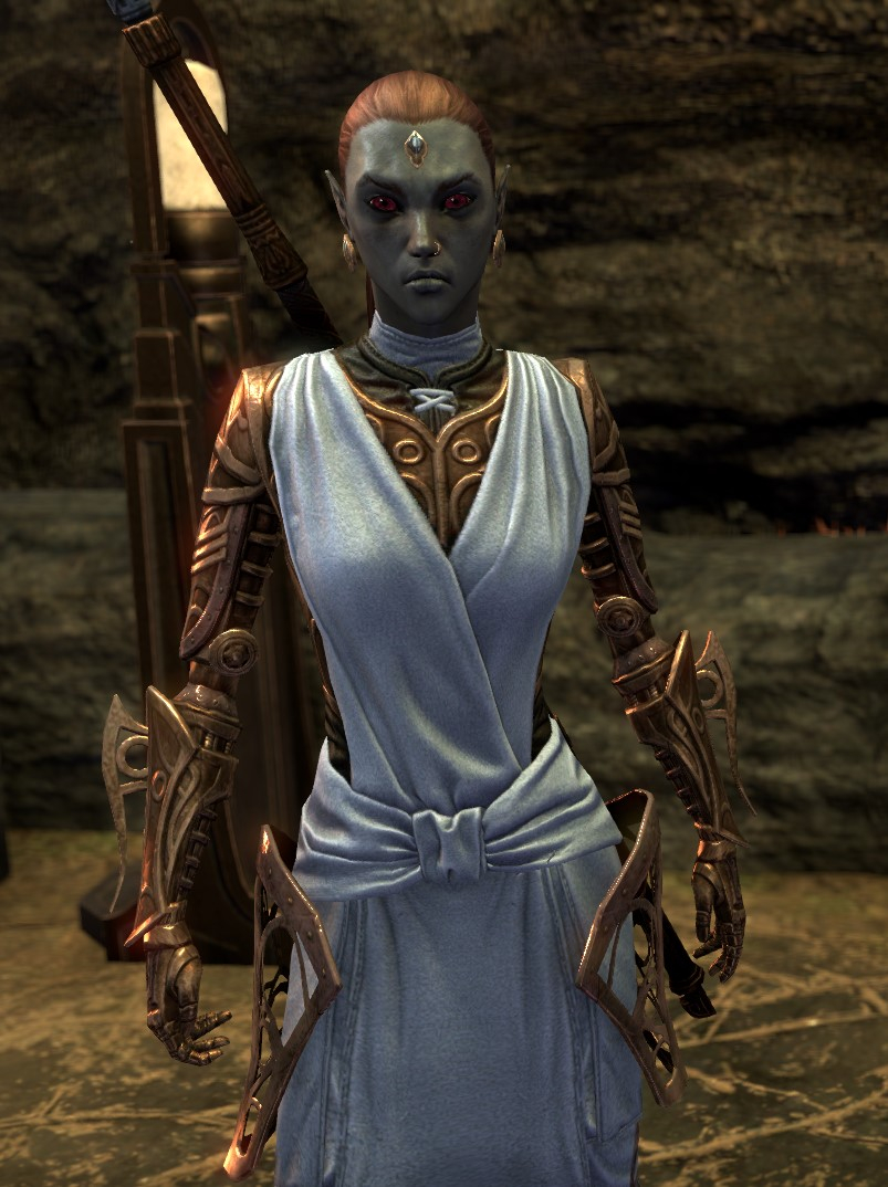 Hide outfit — Elder Scrolls Online