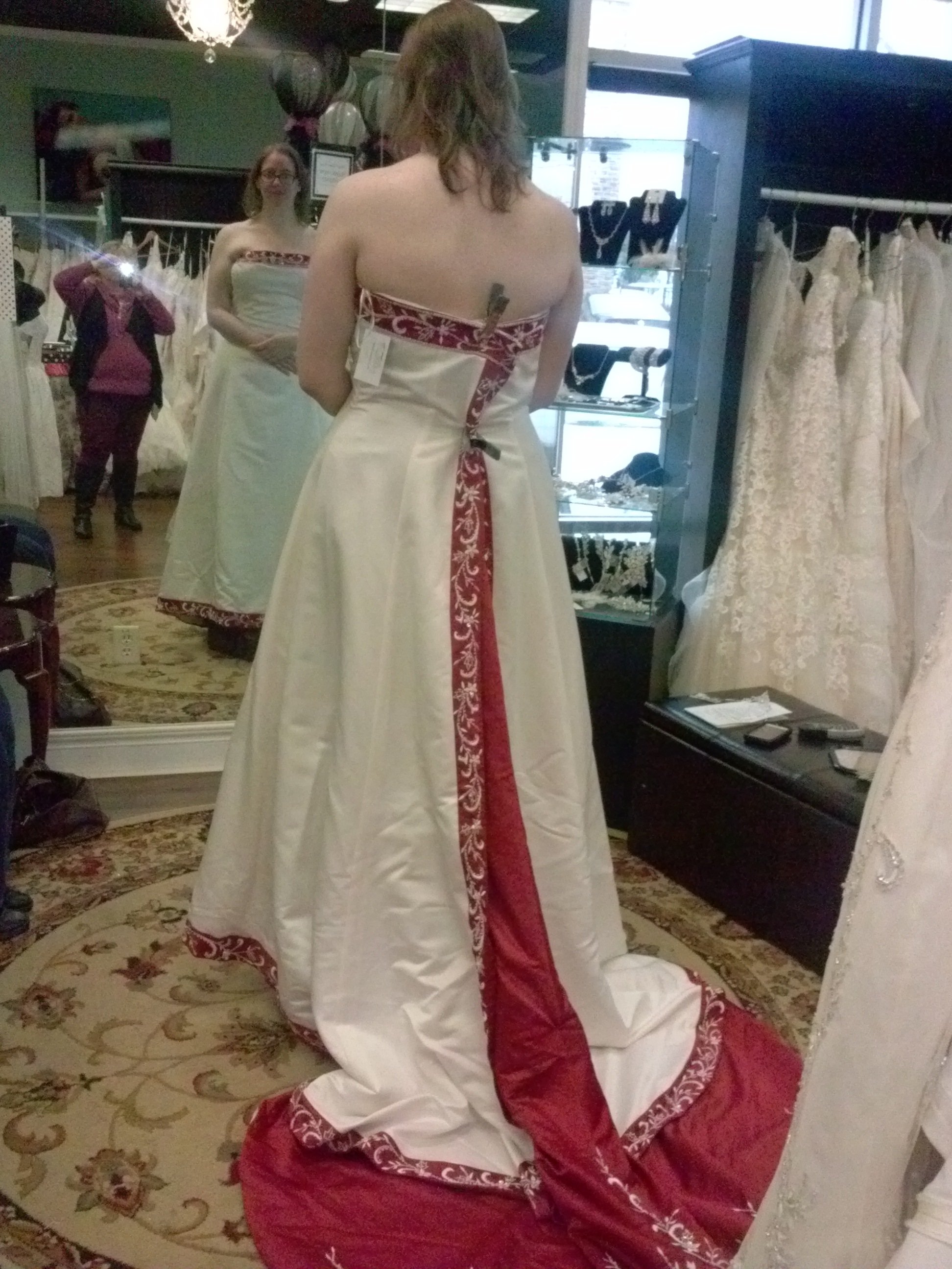 wedding dress hemming cost