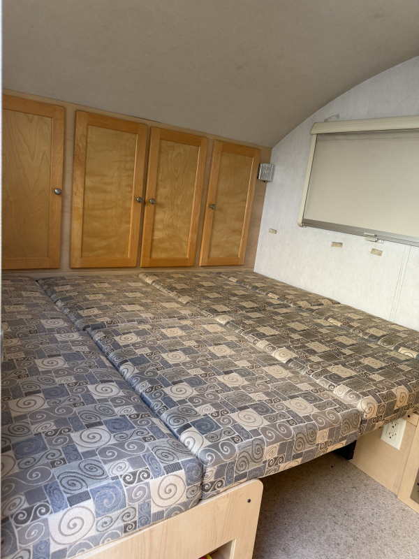 Bed.jpg