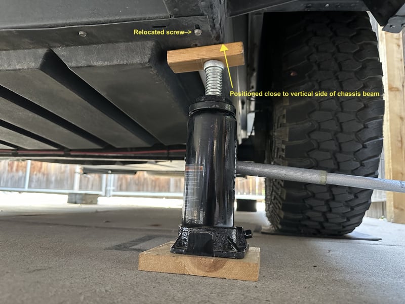 2024 TAB400 BC Jack Point 6 Right side jack position.jpg