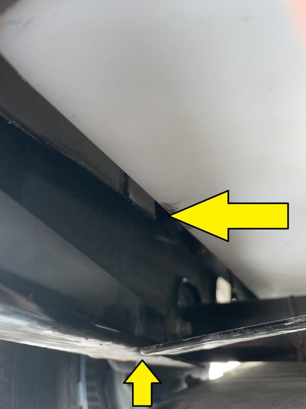 GAUL - 2019 320 S Boondock Lite - Fresh Water Tank Support Failure (05-22-2024 B).jpg