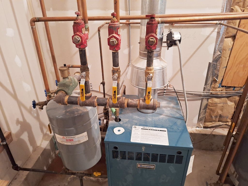 Burnham HW Boiler 01.jpg