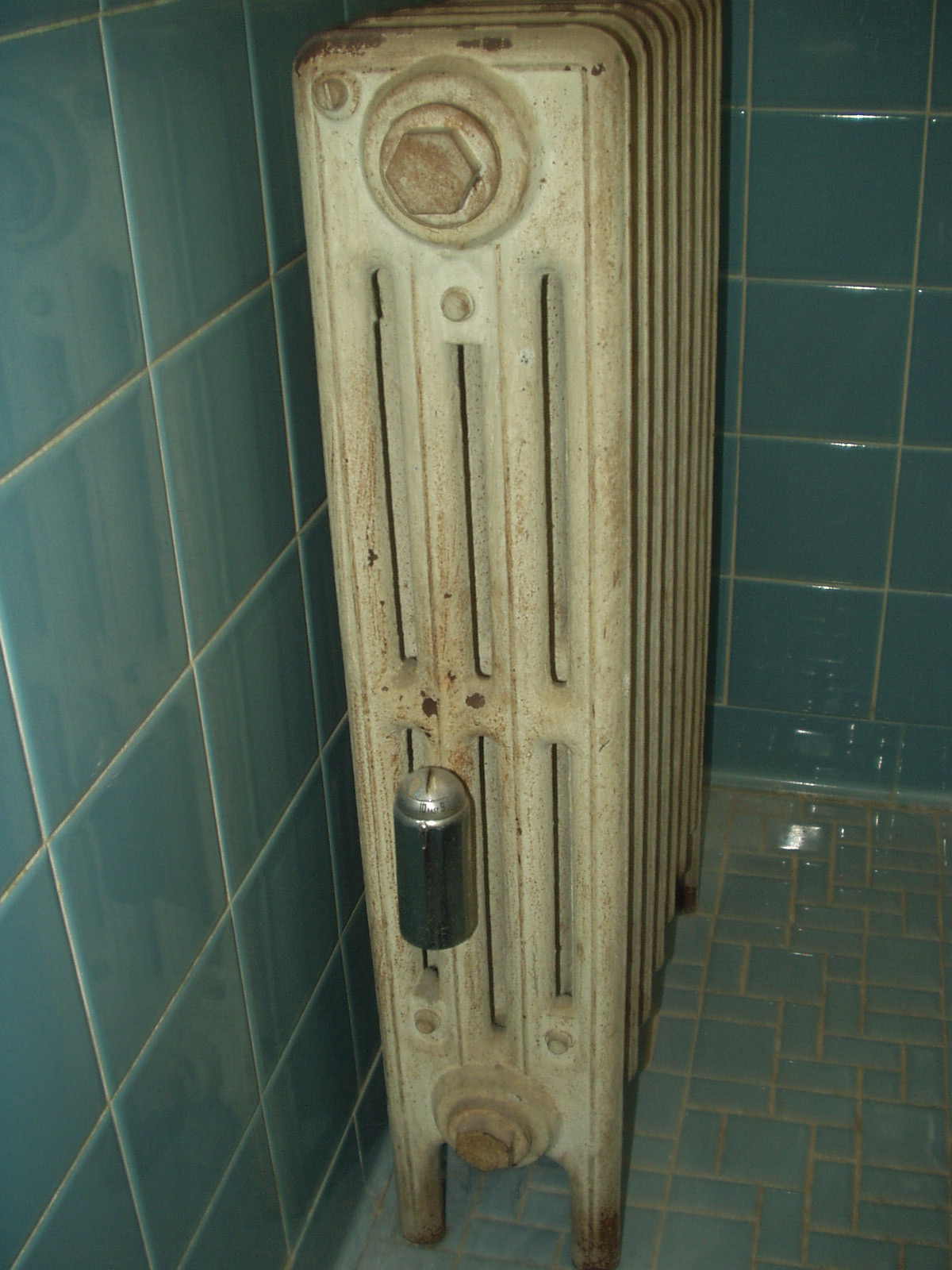 EDR Ratings for Thin Tube Radiators — Heating Help: The Wall