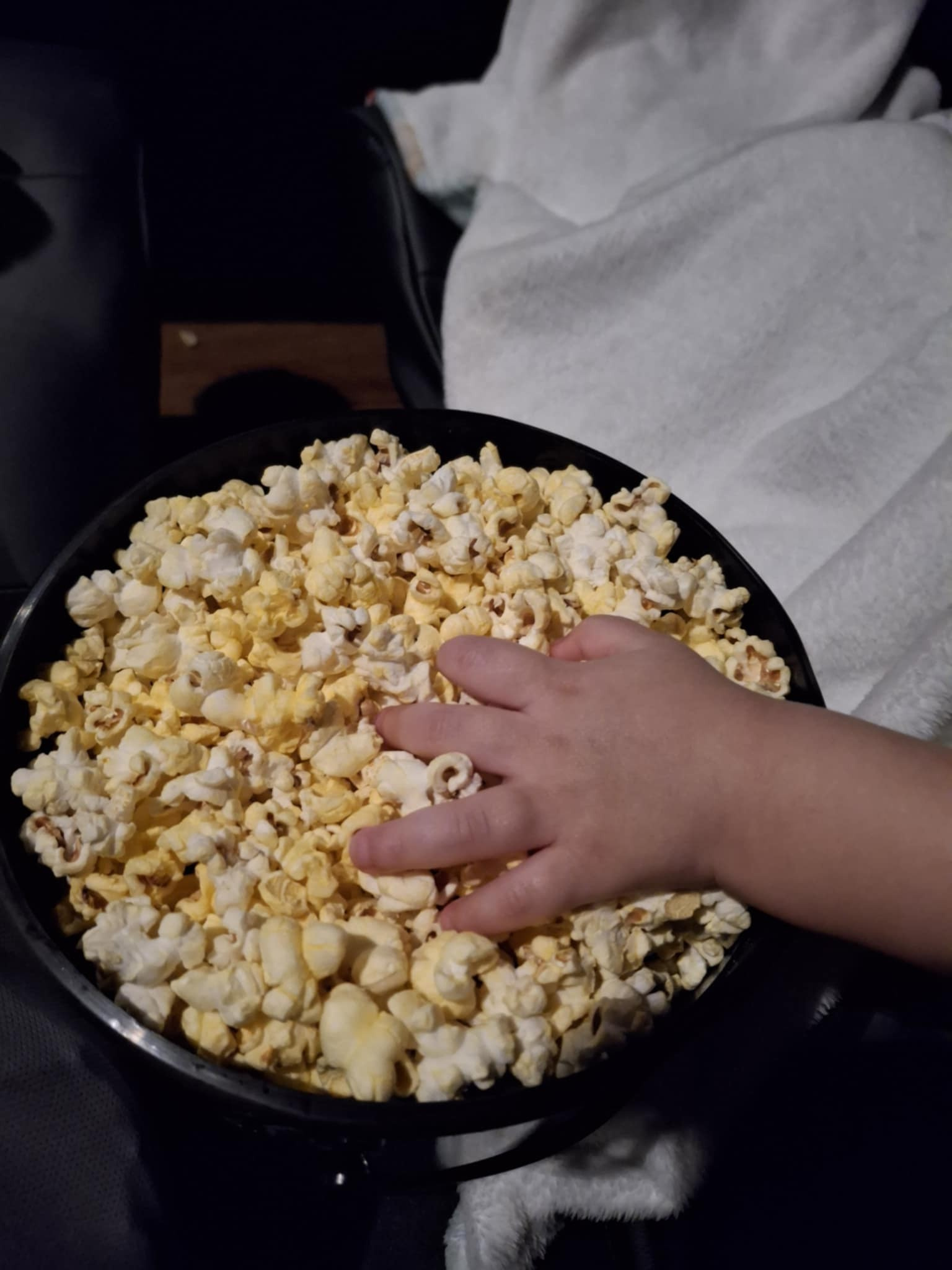 popcorn hand.jpg