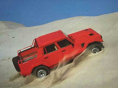 Red-Lamborghini-LM002-Truck-.jpg