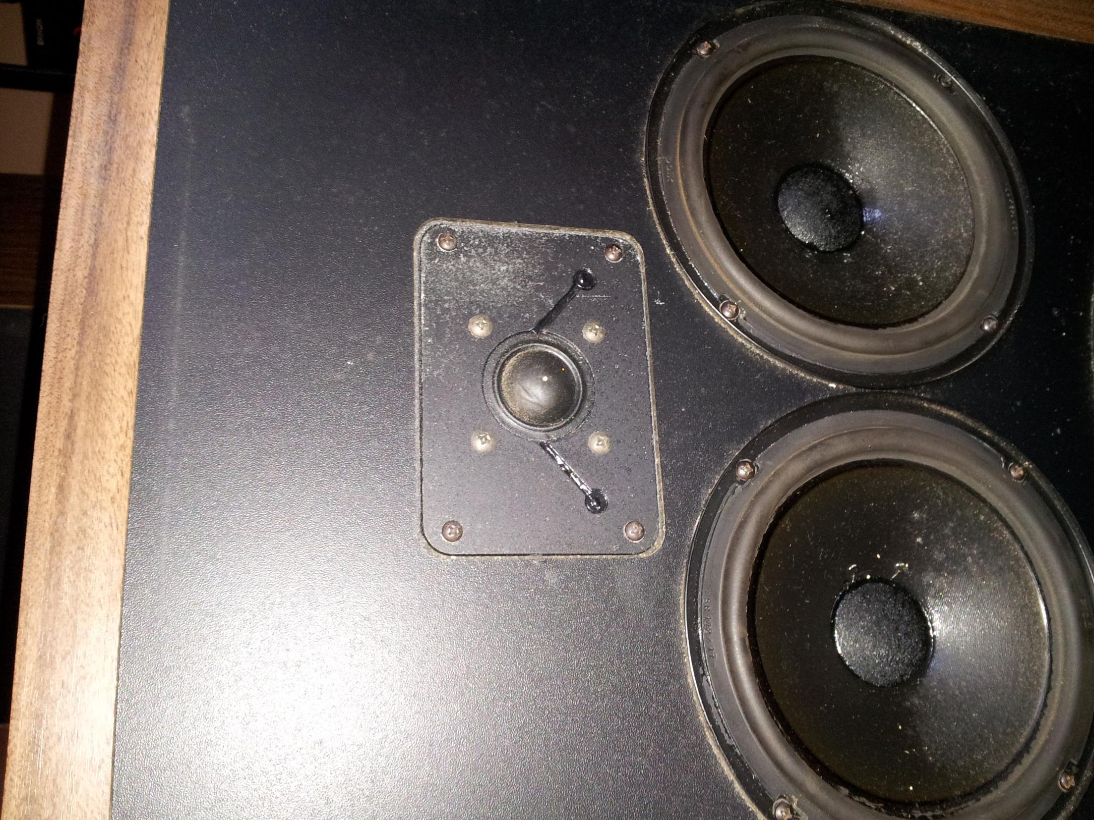 Monotor 10a tweets.jpg