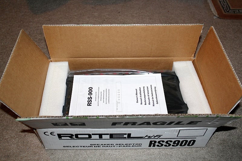 rotel speaker selector