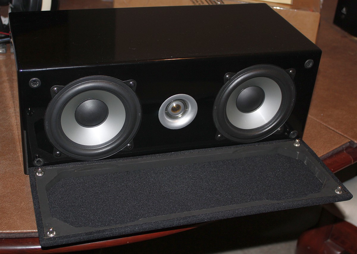 pinnacle center speaker