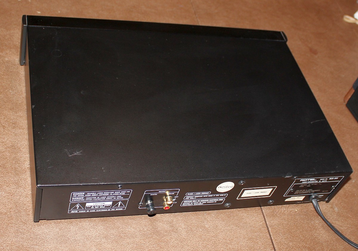 Rotel RCD-855 CD Player (6)-small.jpg