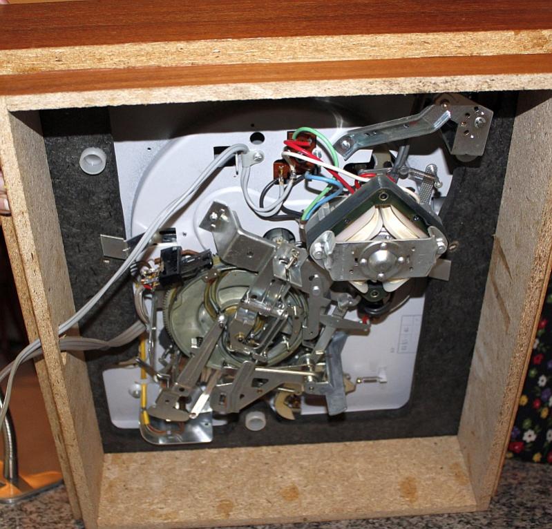 PE2020 Turntable (9)-small.jpg