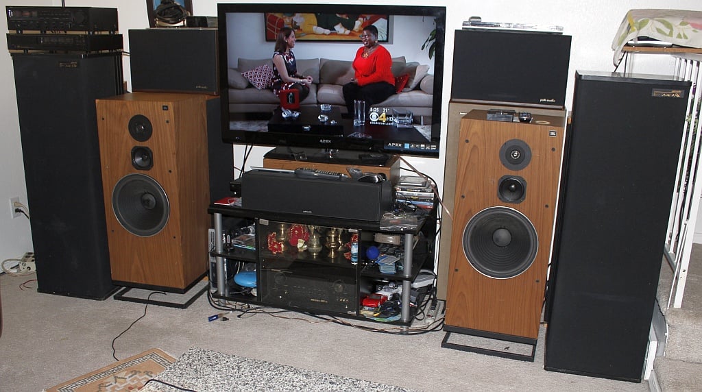 20130209-Living Room (1)-small.jpg