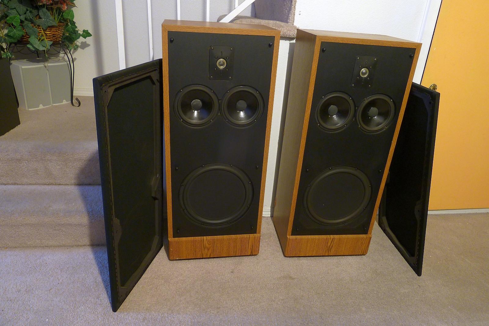 SDA-2B Studio (2)-small.jpg