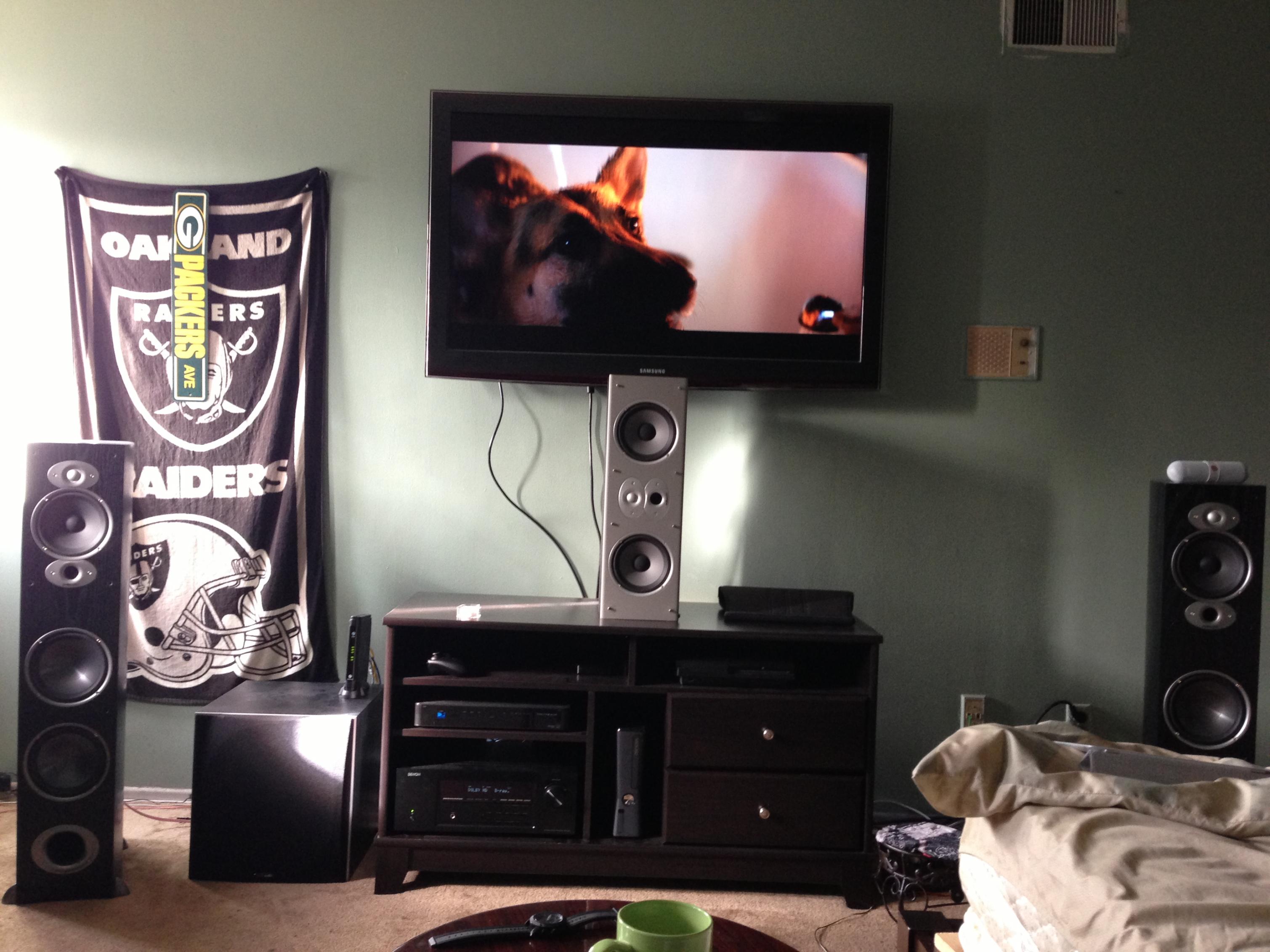 vertical center channel speaker