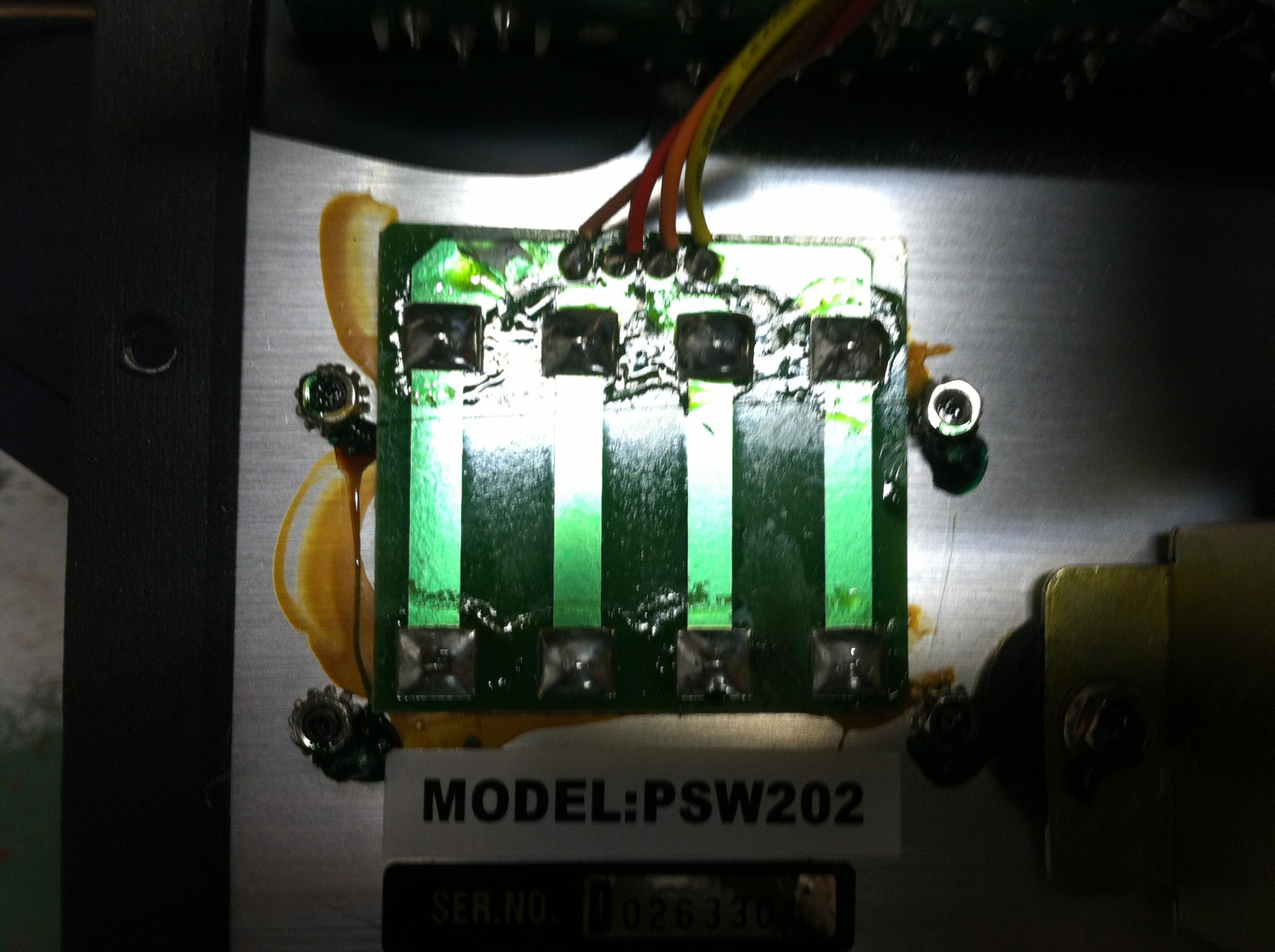 PSW202 Broken speaker connectors — Polk Audio