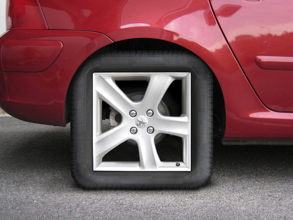 square tire.jpg