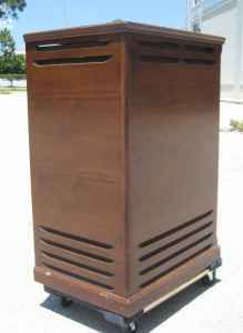 Leslie Organ Speaker Quartered.jpg