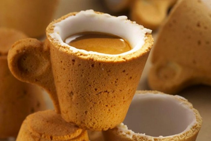 Sardi-edible-coffee-cup_1-e1343934489381.jpg
