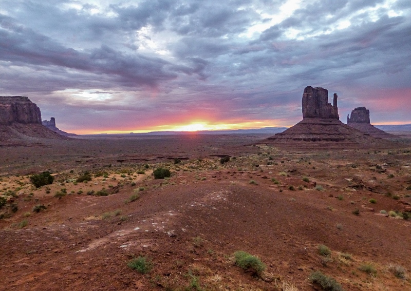 Sunrise Over the Mittens smaller-2 (800x567).jpg