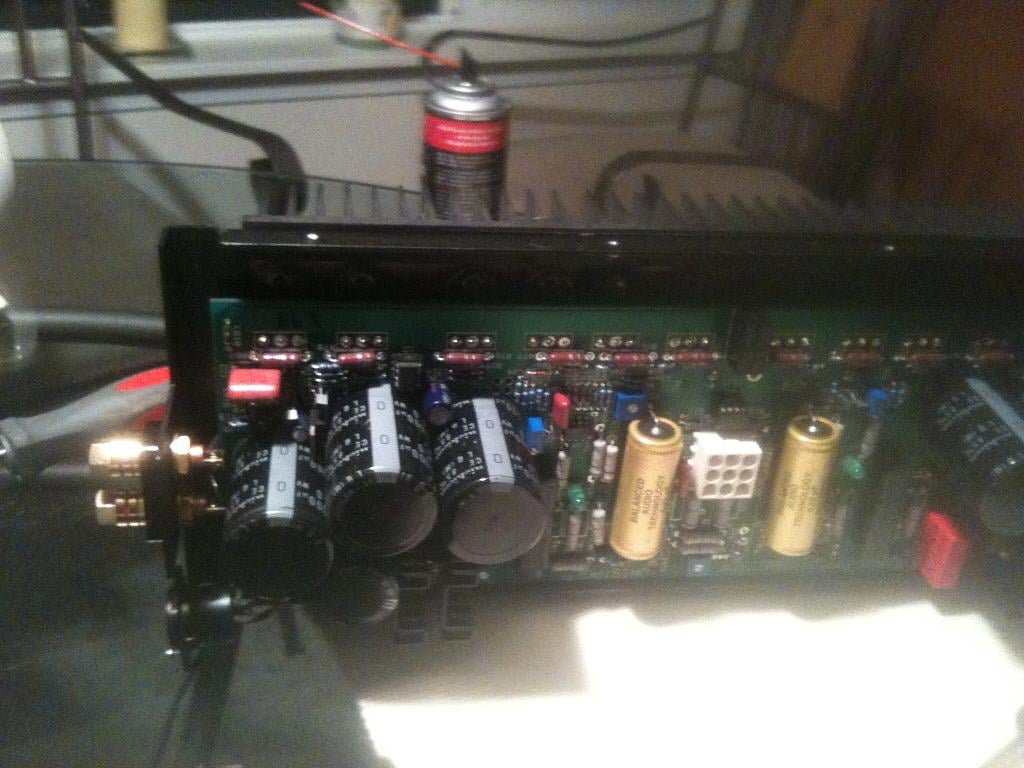 BAT VK-200 binding posts 237.JPG