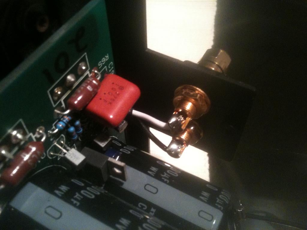 BAT VK-200 binding posts 242.JPG