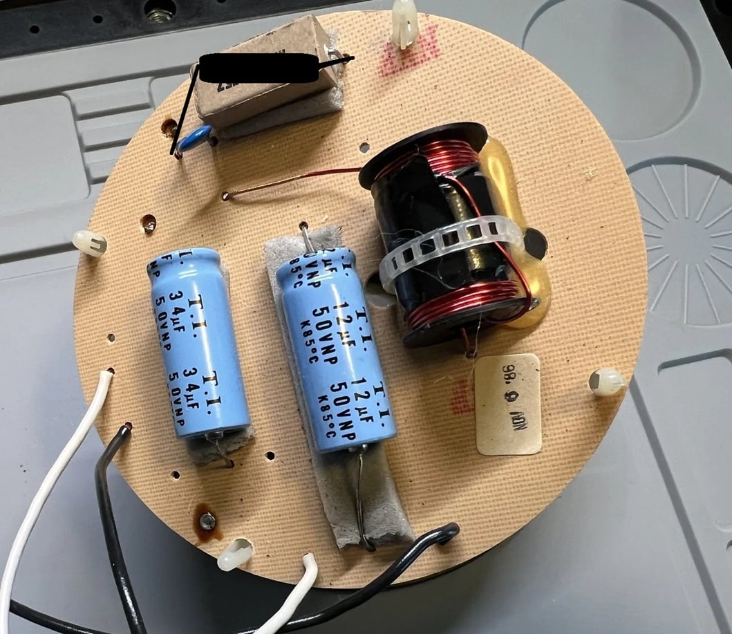 mr36ic3avwt3.jpg