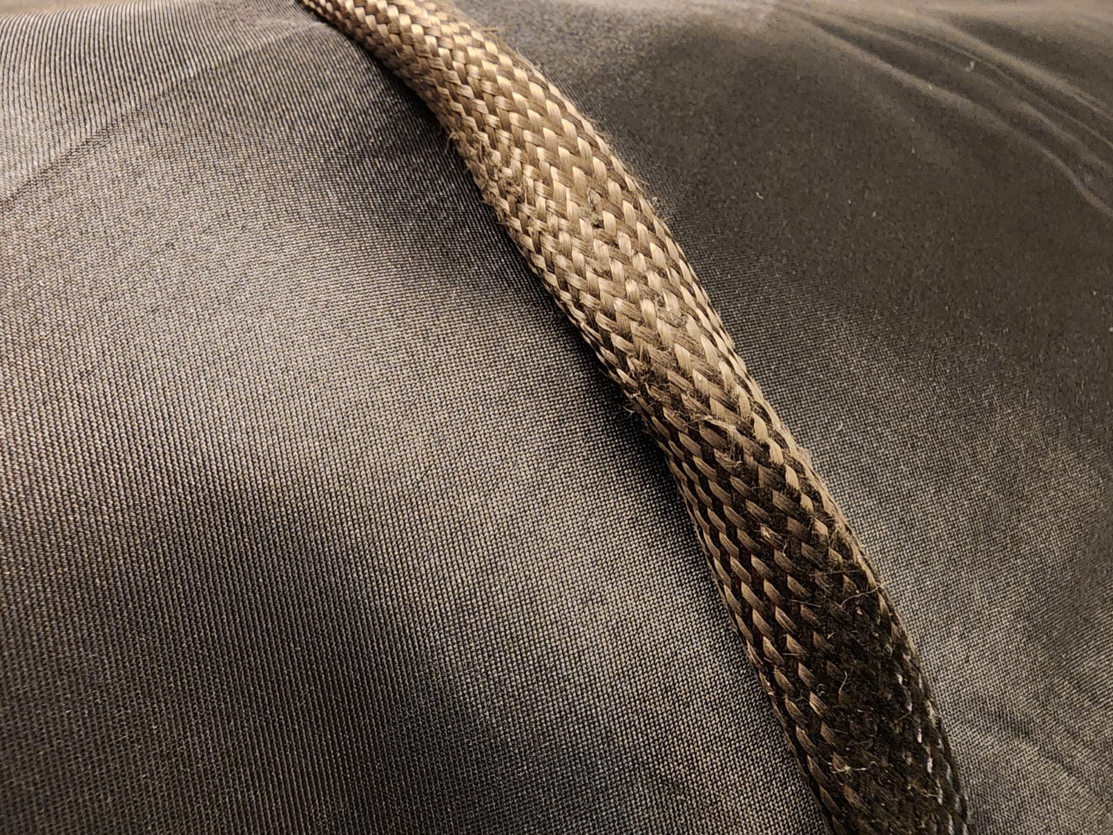 45qc2ycsgh57.jpg