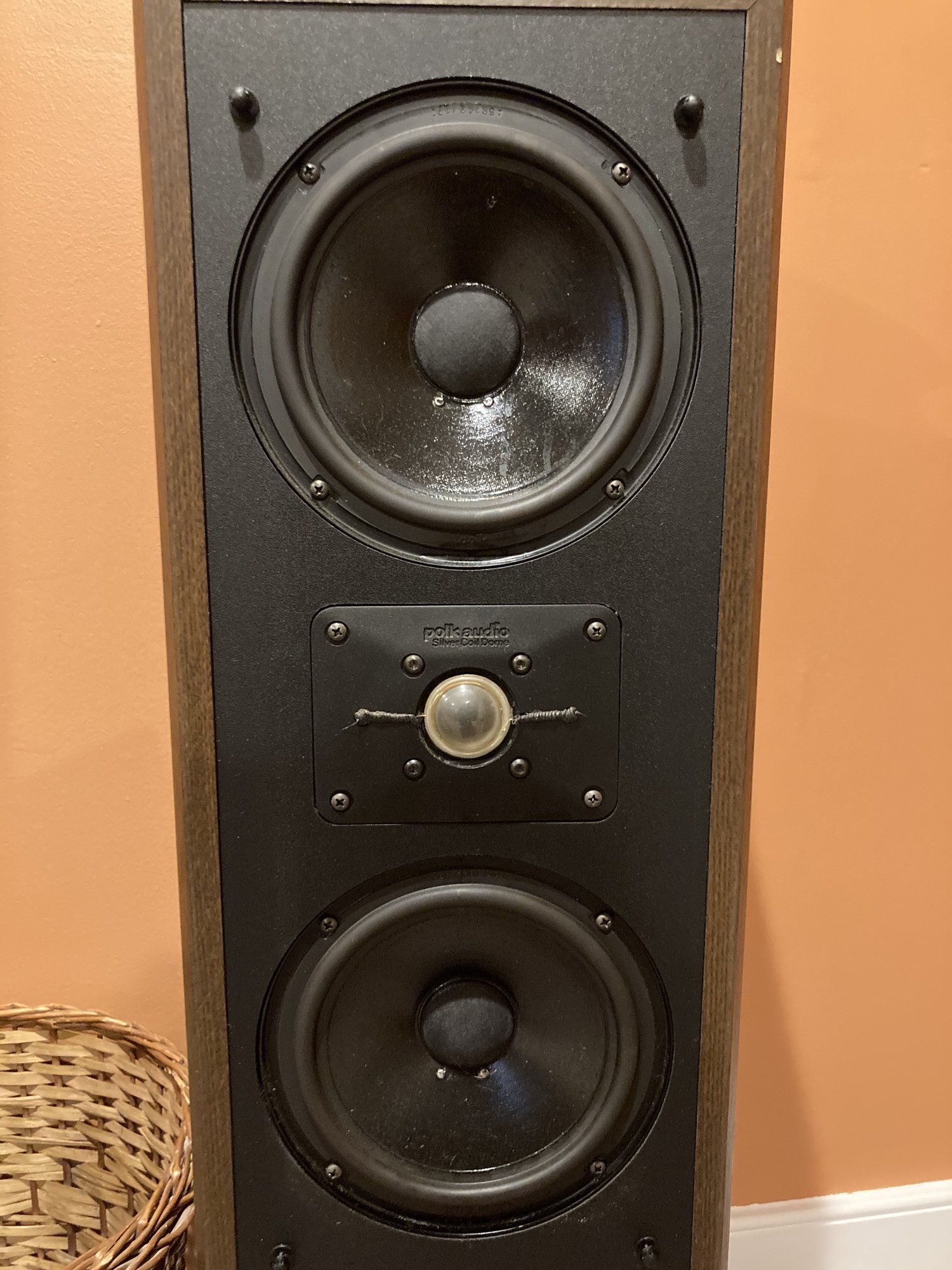 polk audio 8t