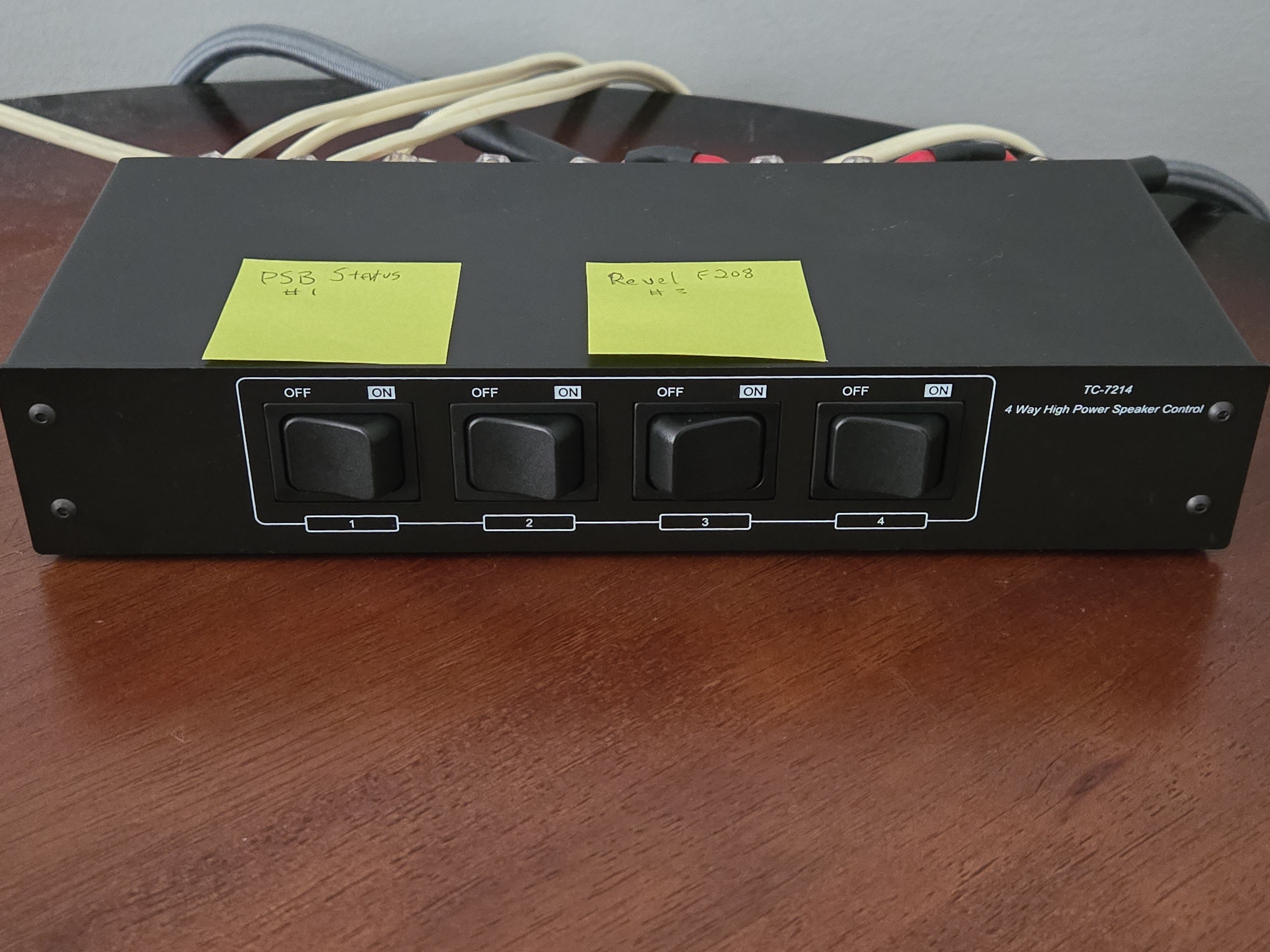 m60q607fs9yg.jpg