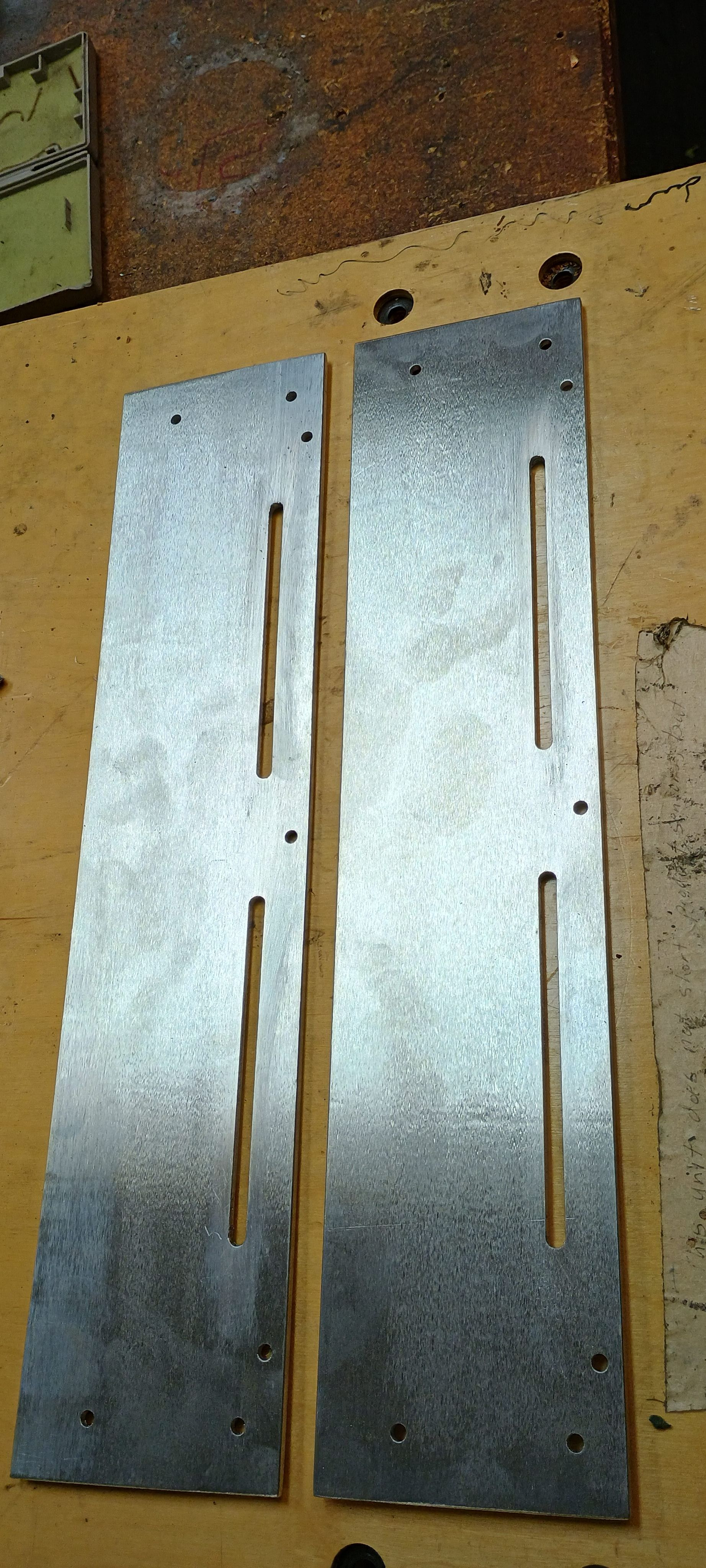 5des3pxs81x9.jpg