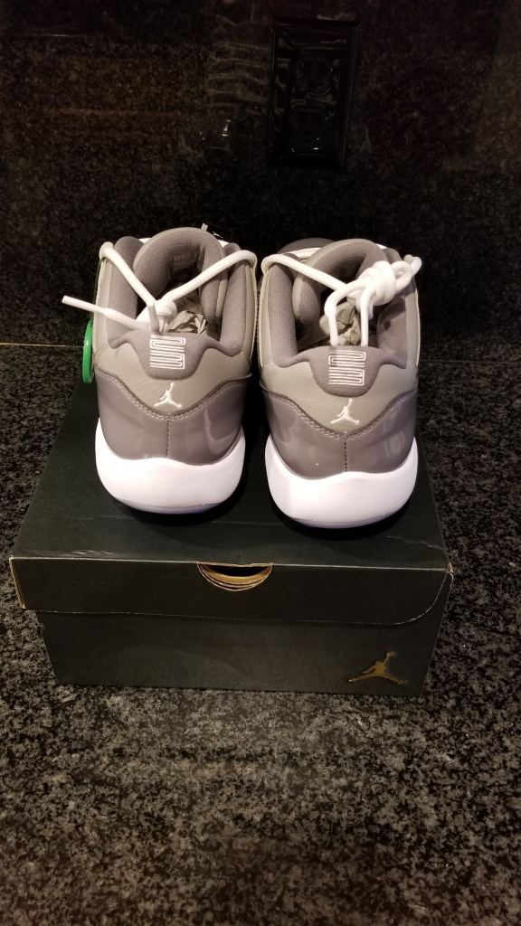 cool grey jordan golf shoes