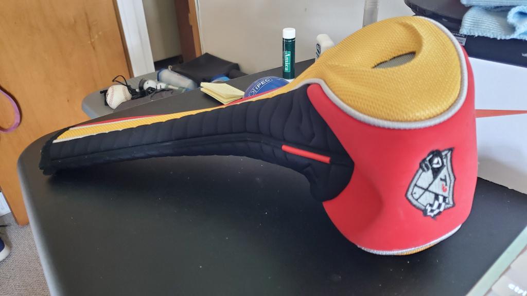 Taylormade R7 TP Headcover — GolfWRX
