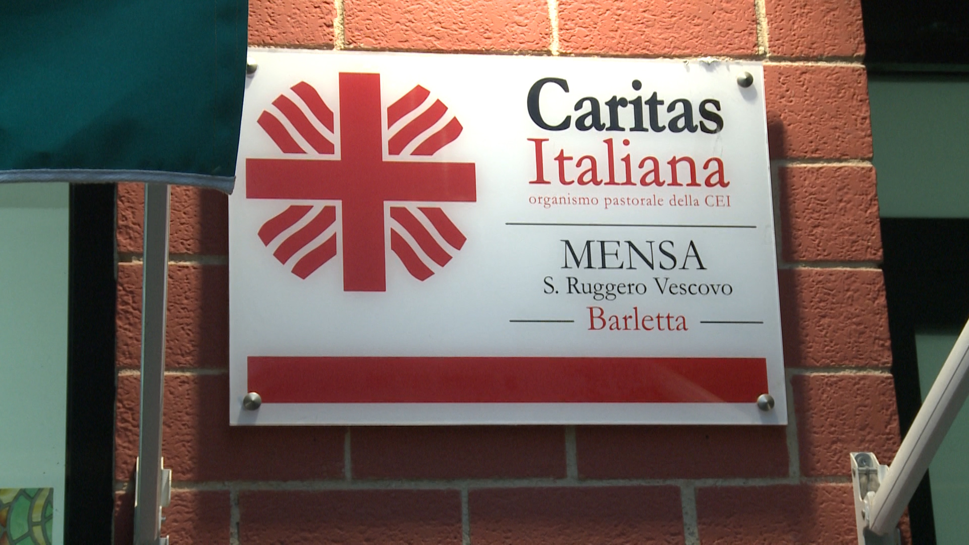 MENSA-CARITAS-SAN-RUGGERO.jpg