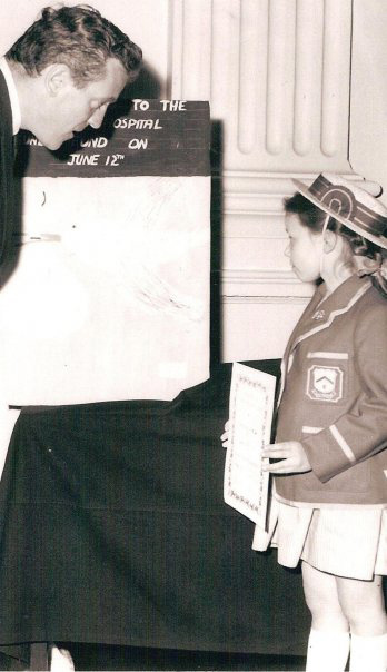 Claregate ANNA WITH EAMONN ANDREWS.jpg