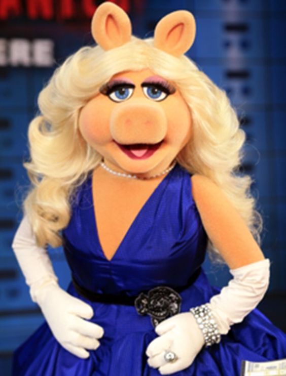 miss-piggy-blue.jpg