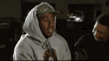 17761996636912815548714978144181.gif