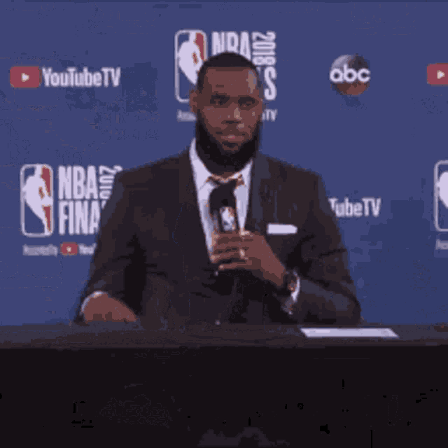 tenor (3).gif