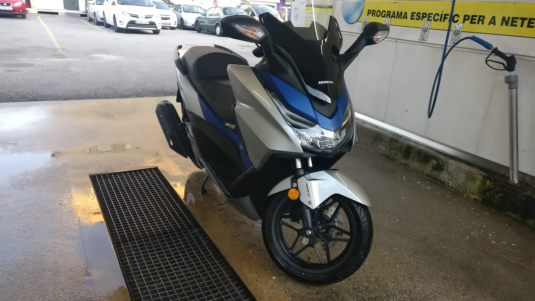 4skombd7902g.jpg