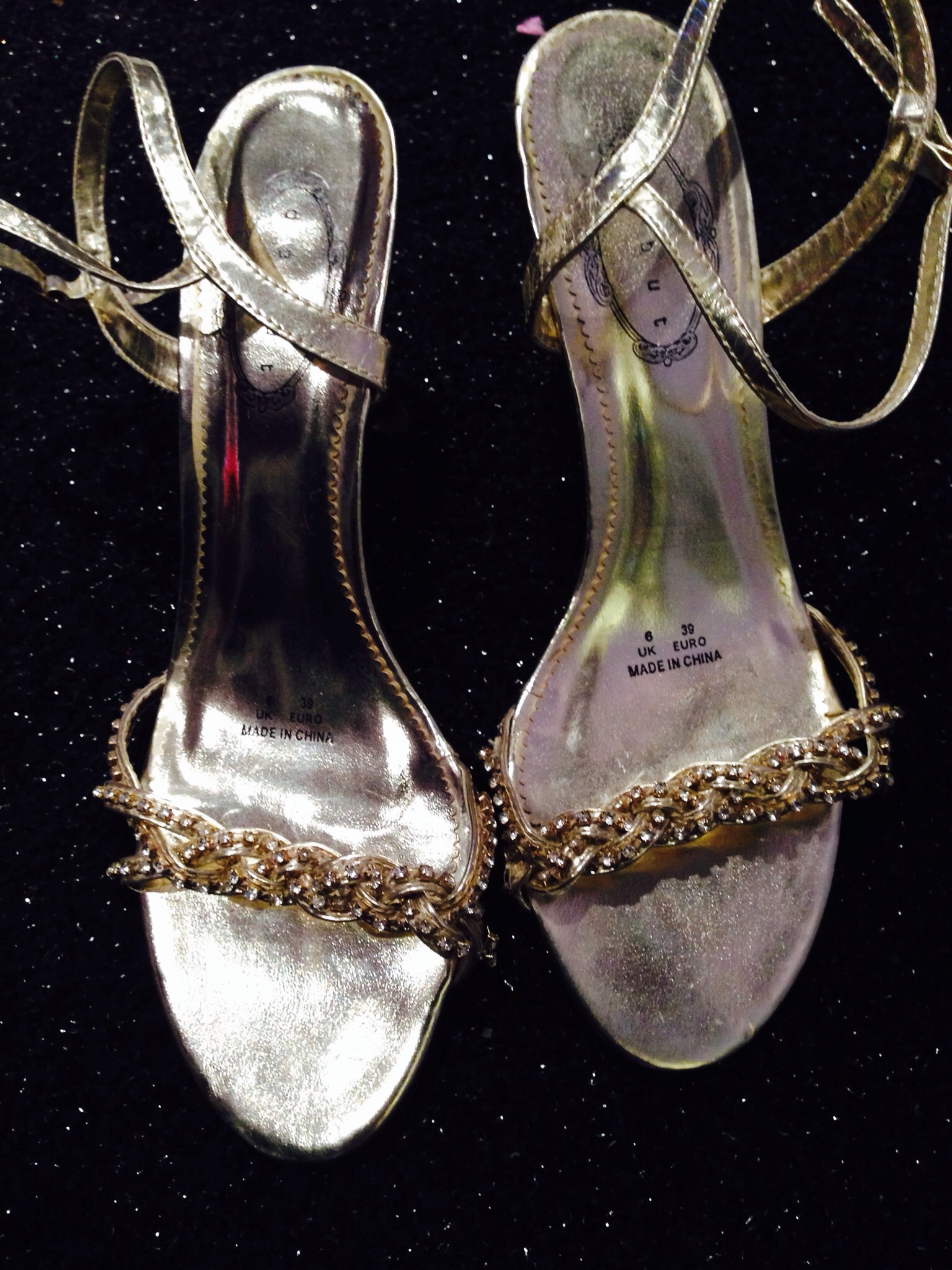 dainty wedding shoes