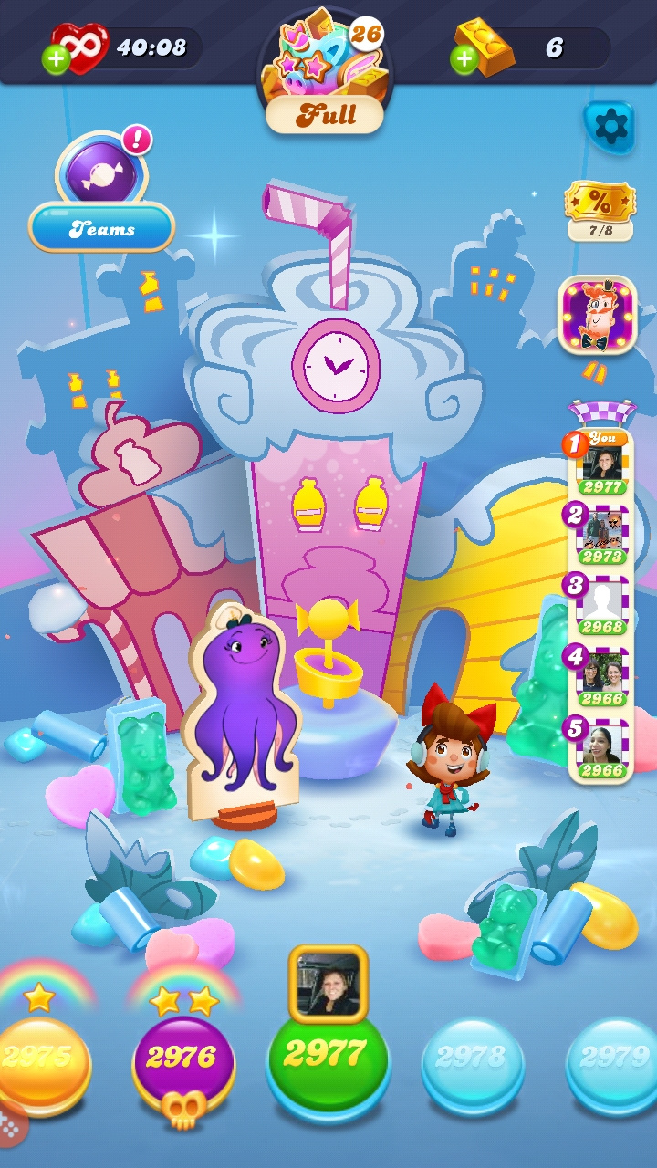 Screenshot_20210206-202734_Candy Crush Soda.jpg