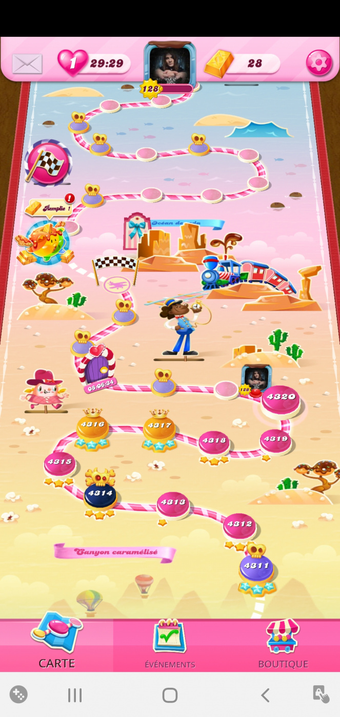 Screenshot_20210208-015327_Candy Crush Saga.jpg