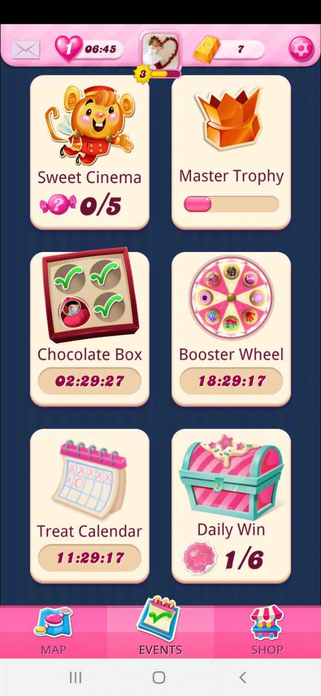 Screenshot_20210225-103043_Candy Crush Saga.jpg