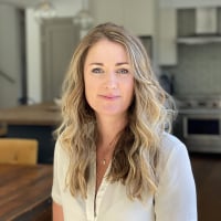 Photo of Corrina Hansen