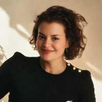 Anne Slifka